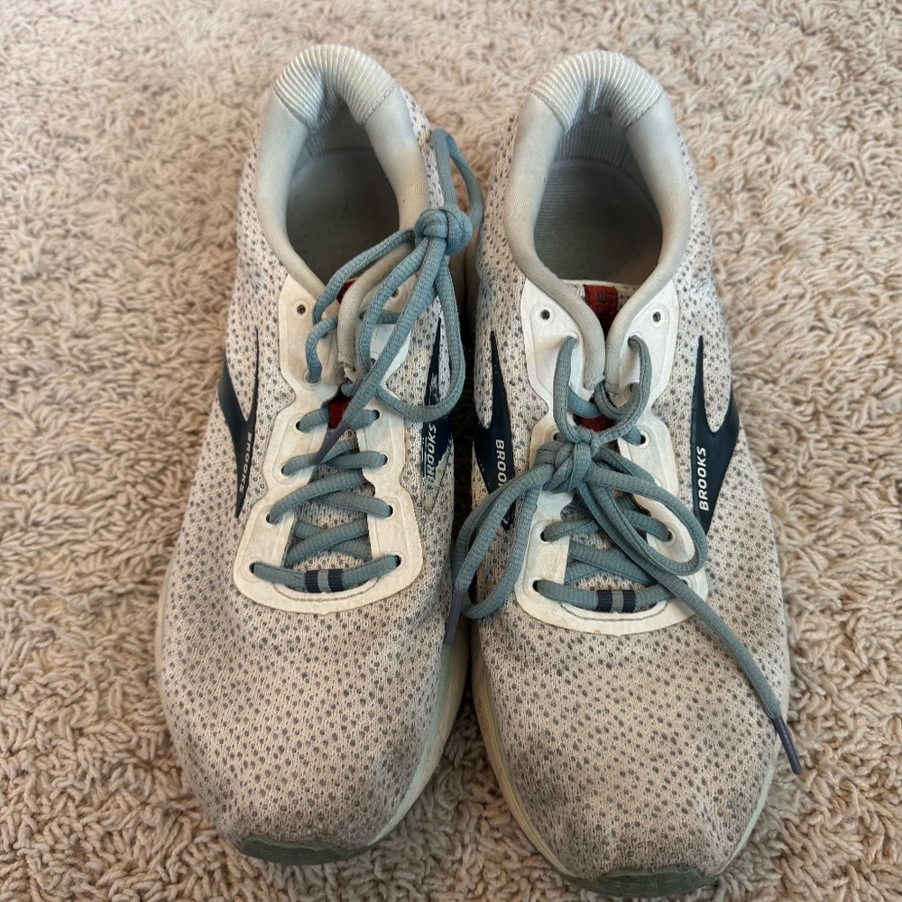 Brooks Trace 1